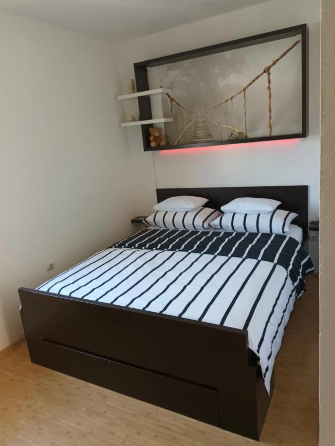 KaštelaKike Red公寓 外观 照片