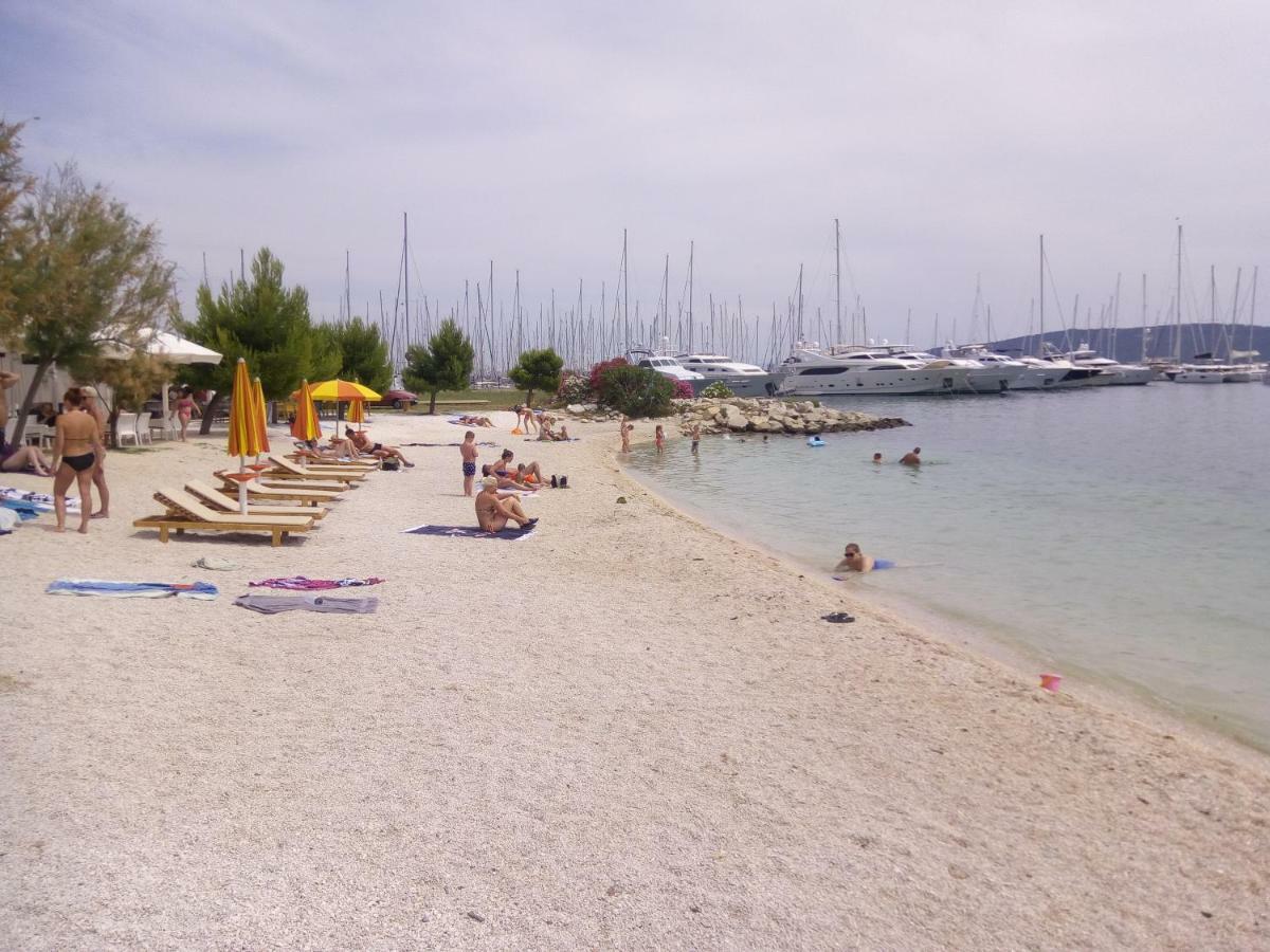 KaštelaKike Red公寓 外观 照片